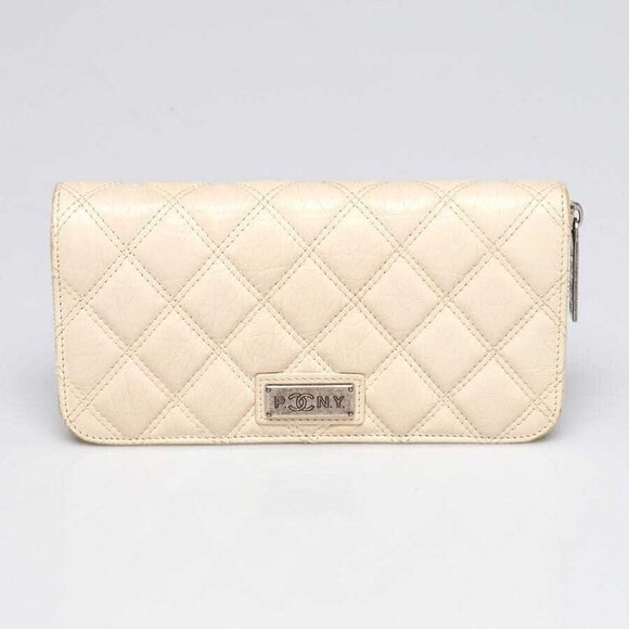 Chanel Dark White Quilted Leather (PNY- Paris New York) Zippy Wallet - Picture 9 of 9